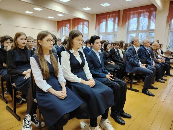 В первой школе имени Героя Советского Союза М. С. Фомина» прошел урок финансовой грамотности