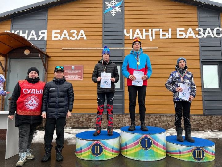 В Менделеевске закрыли лыжный сезон