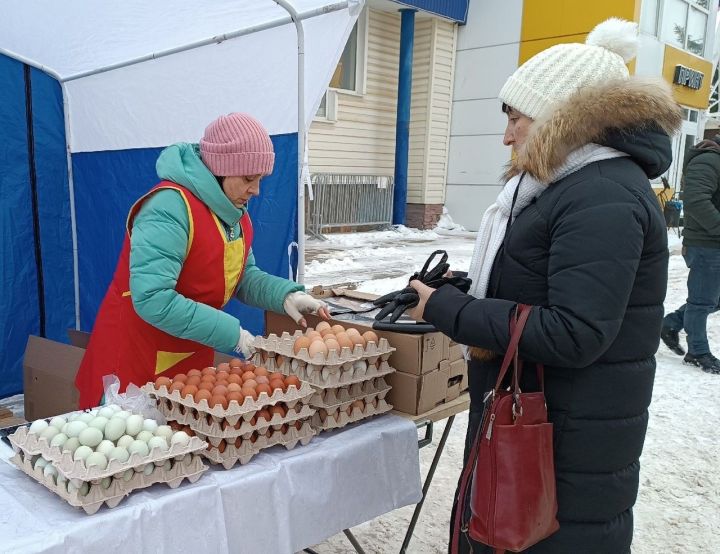 В Менделеевске каждую субботу проходят сельхозярмарки