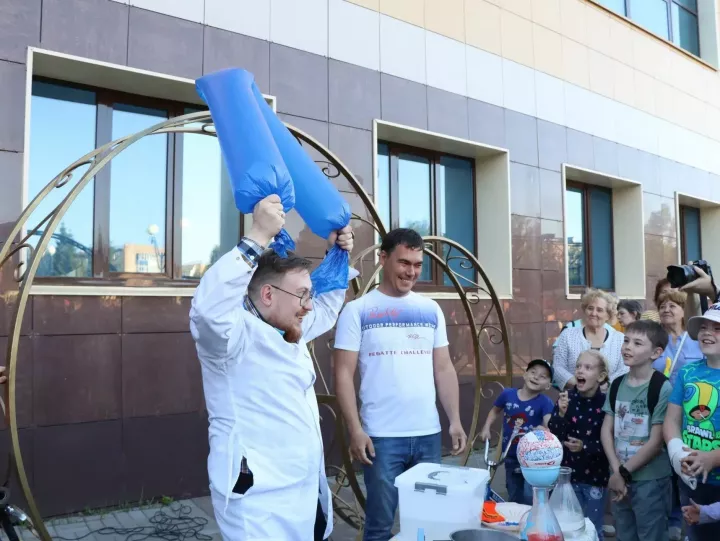 Сегодня Менделеевск празднует День химика