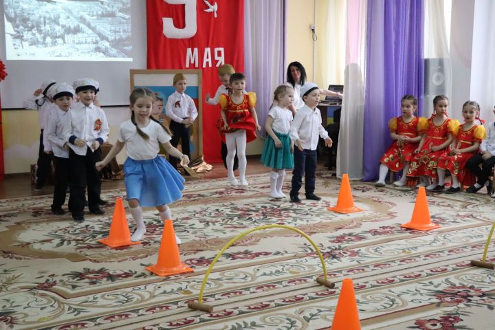 В детских садах Менделеевска проходят утренники, посвящённые Дню Победы