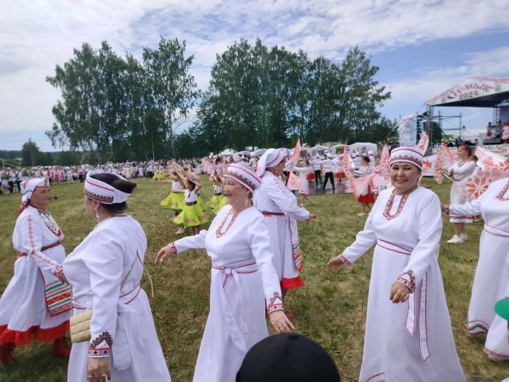 Менделеевцы приняли участие в Республиканском национальном празднике «Семык»