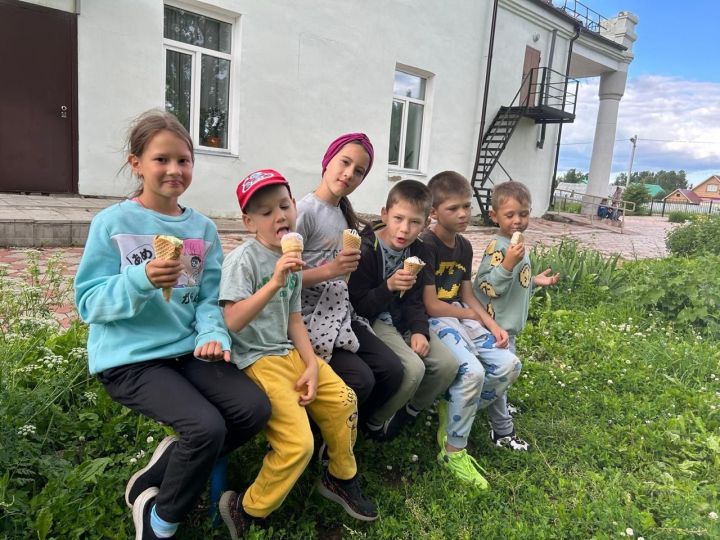 Юные бизякинцы лето проводят весело