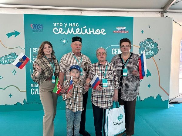 Менделеевцы вернулись с полуфинала Всероссийского конкурса «Это у нас семейное»