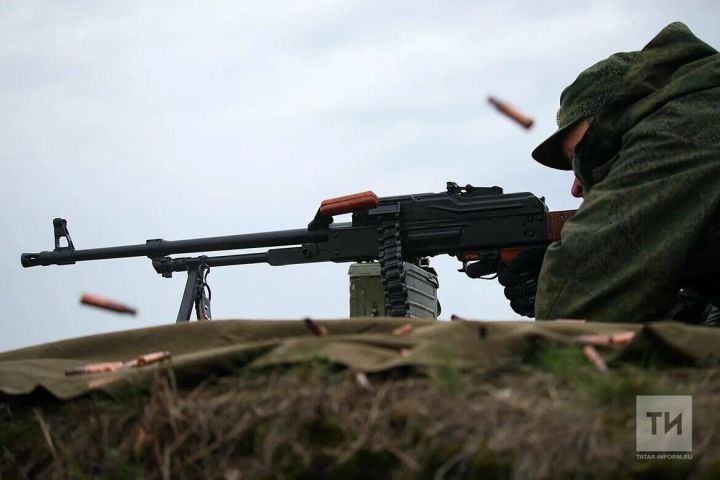 Менделеевцам рассказывают о преимуществах контрактной службы