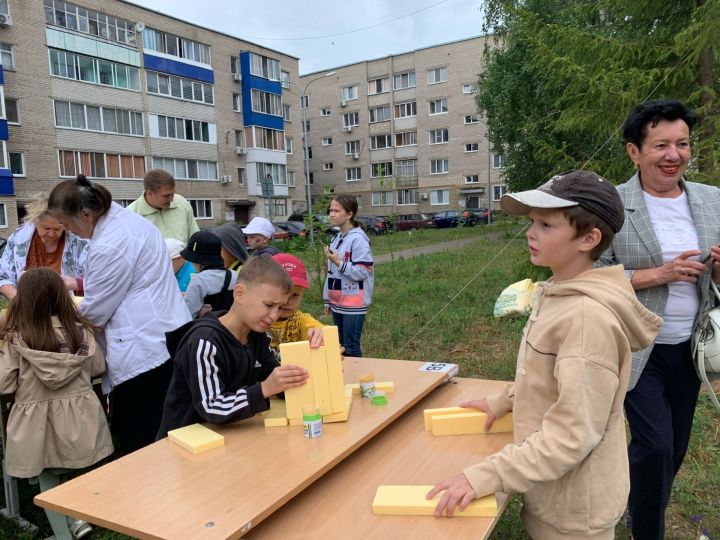 В Менделеевске состоялся праздник двора