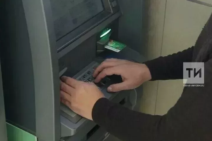 Мошенники удаленно дублируют банковские карты через систему NFC