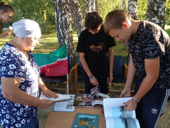 Час истории «Люблю тебя, горжусь тобой, мой Татарстан!» прошел в Менделеевском районе