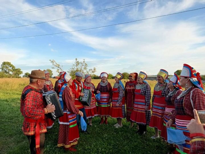 Народный ансамбль крященской песни «Туганайлар» принял участие в фестивале «Илья пророк созывает»