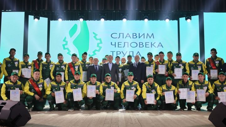 В Татарстане выбрали лучшего молодого комбайнера