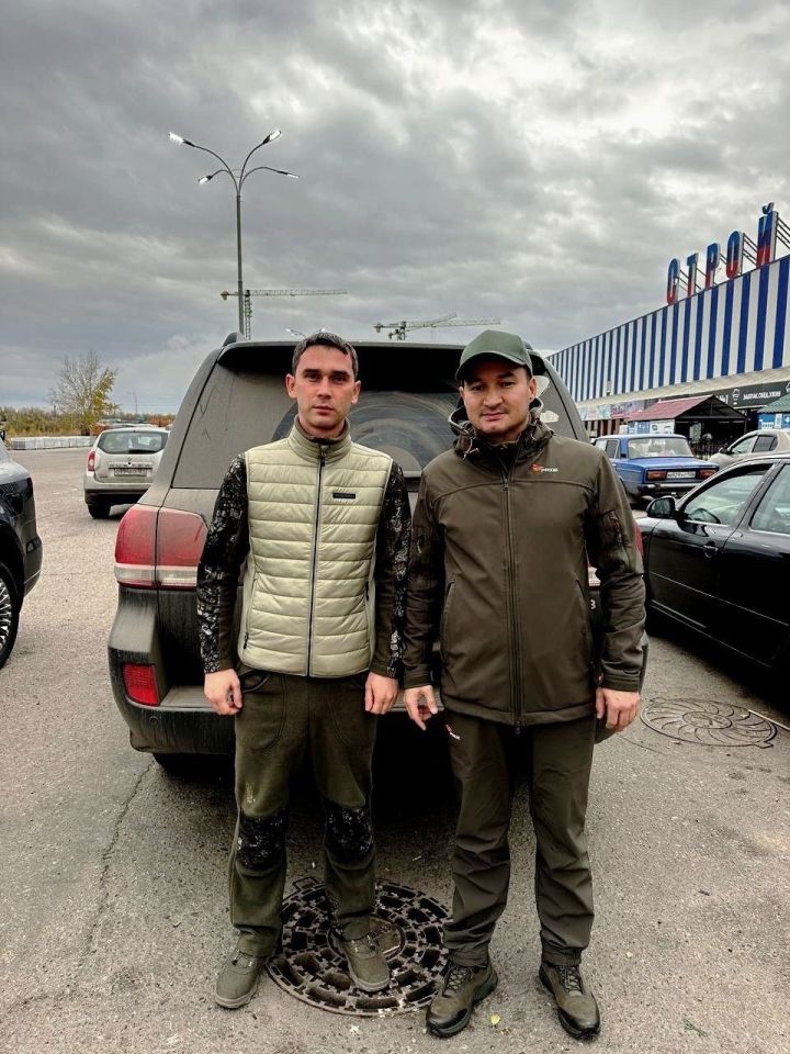 Глава Менделеевского района Роберт Искандаров доставил гуманитарный груз на СВО