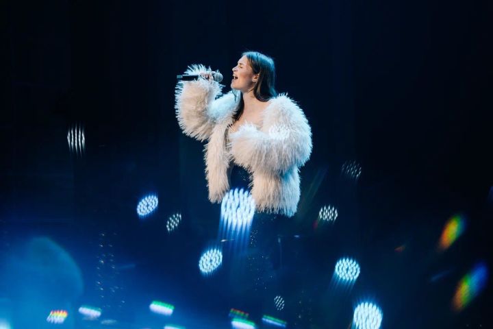 Более 400 номеров за день: как прошёл первый конкурсный день «Российской студенческой весны» в Казантип