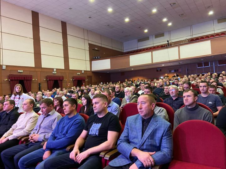 В Менделеевске состоялось заседание Совета отцов образовательных учреждений