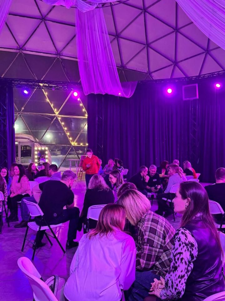 Первые Менделеевска провели шоу «Угадай мелодию» в новом формате