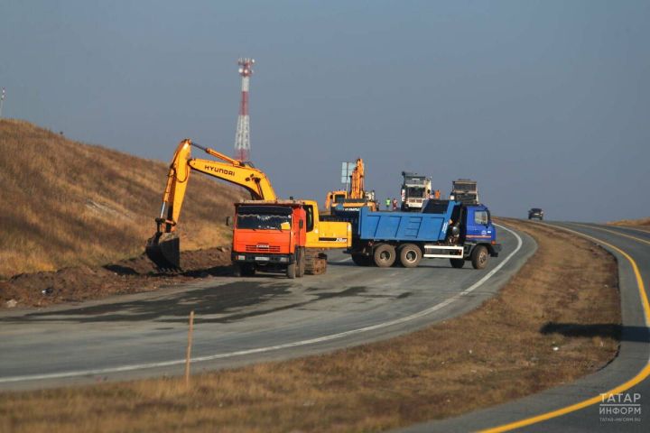 Татарстанда 2025 елда 200 км автоюллар ремонтланачак