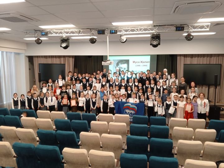 В Менделеевске прошел конкурс чтецов «Поэт-герой Муса Джалиль»