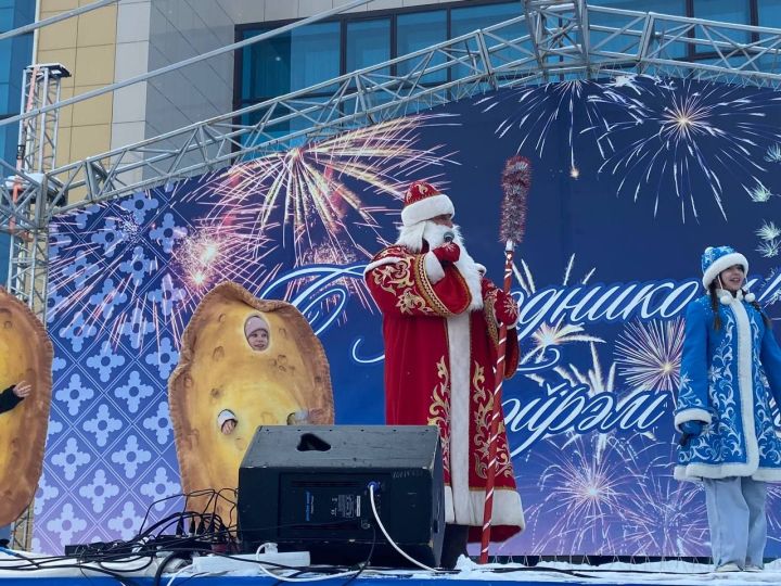 В Менделеевске отметили Масленицу