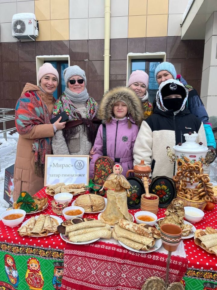 В Менделеевске отметили Масленицу