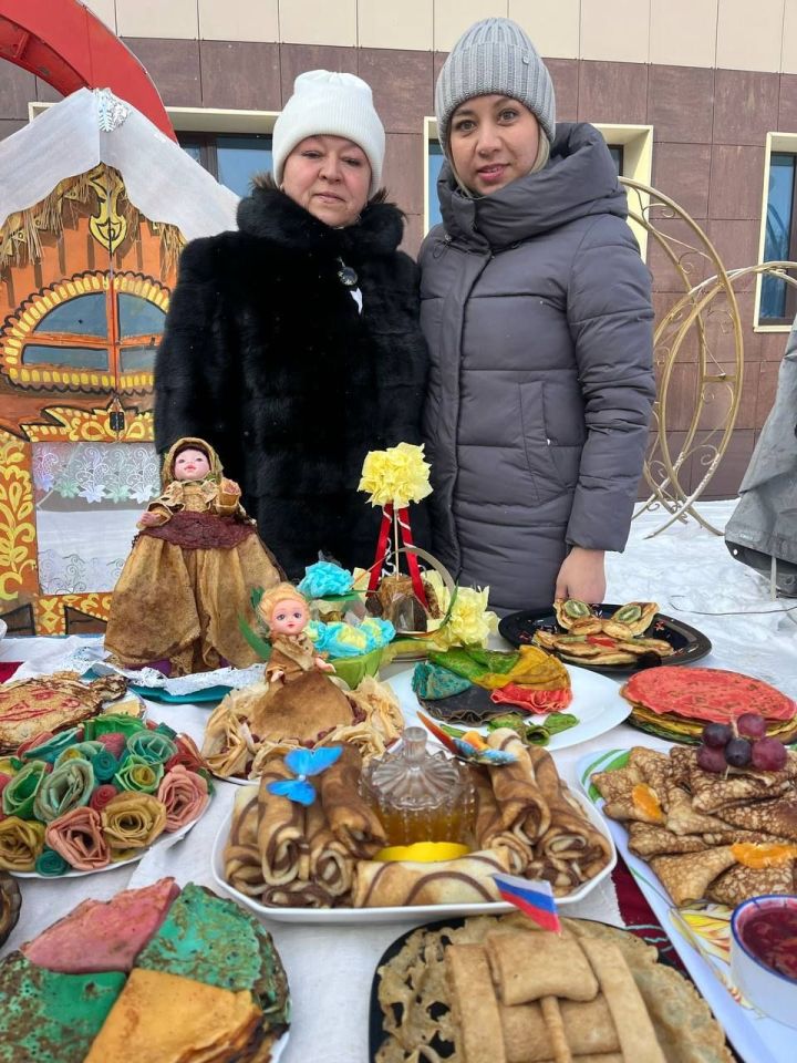 В Менделеевске отметили Масленицу