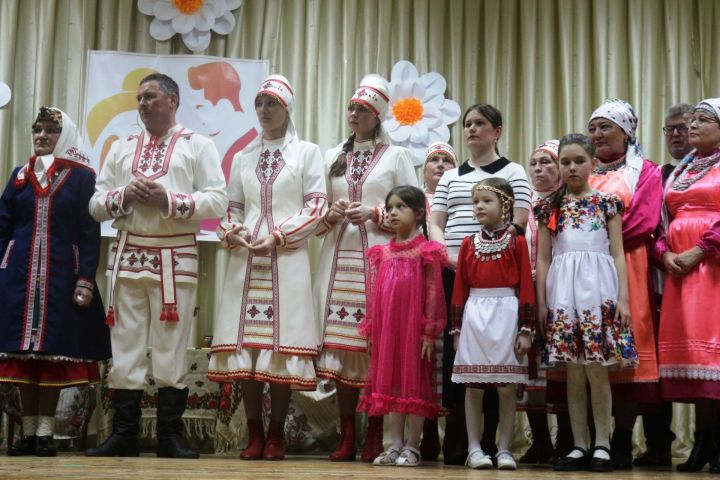 В сёлах Менделеевского района стартовали фестивальные концерты