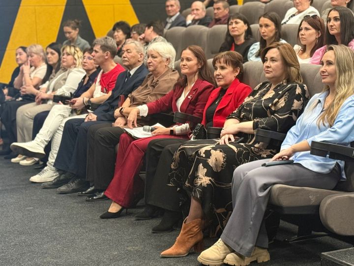 Работникам культуры Менделеевска посвятили праздничное мероприятие