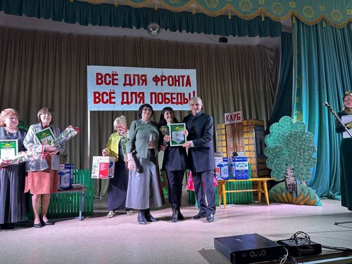 Народный театр «Дөрешкәй» Менделеевского района победил в фестивале самодеятельных театральных коллективов в Ульяновске