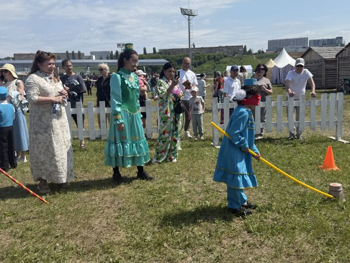 На Сабантуе в Менделеевске организован детский Сабантуй