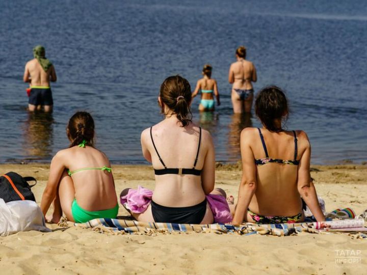 Опасности загара: врач-терапевт поделился мнением о влиянии солнца на кожу