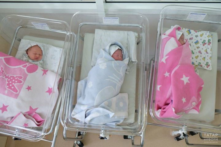 Первыми в 2026 году в Татарстане родились два мальчика