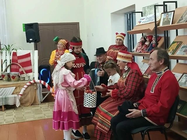 В сёлах Менделеевского района открываются творческие сезоны