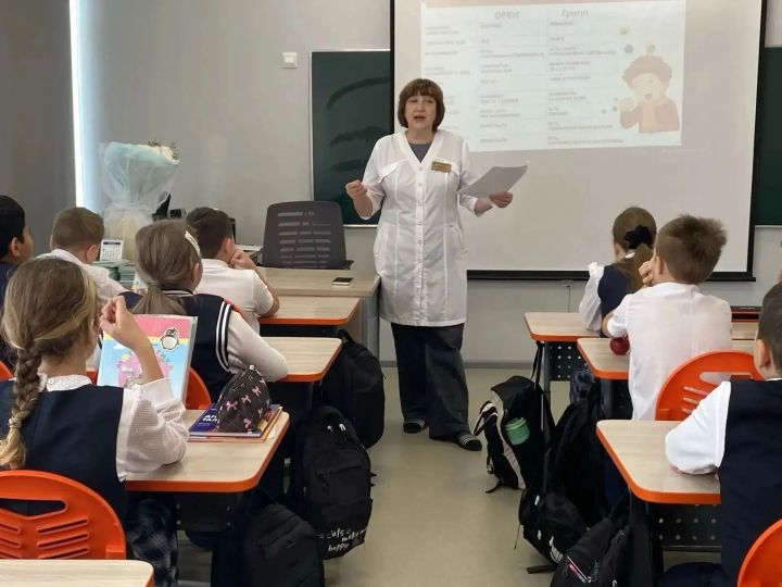 В школах Менделеевска прошли уроки здоровья по профилактике гриппа