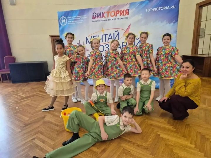 Вокалисты Менделеевска привезли россыпь наград с международного конкурса в Казани