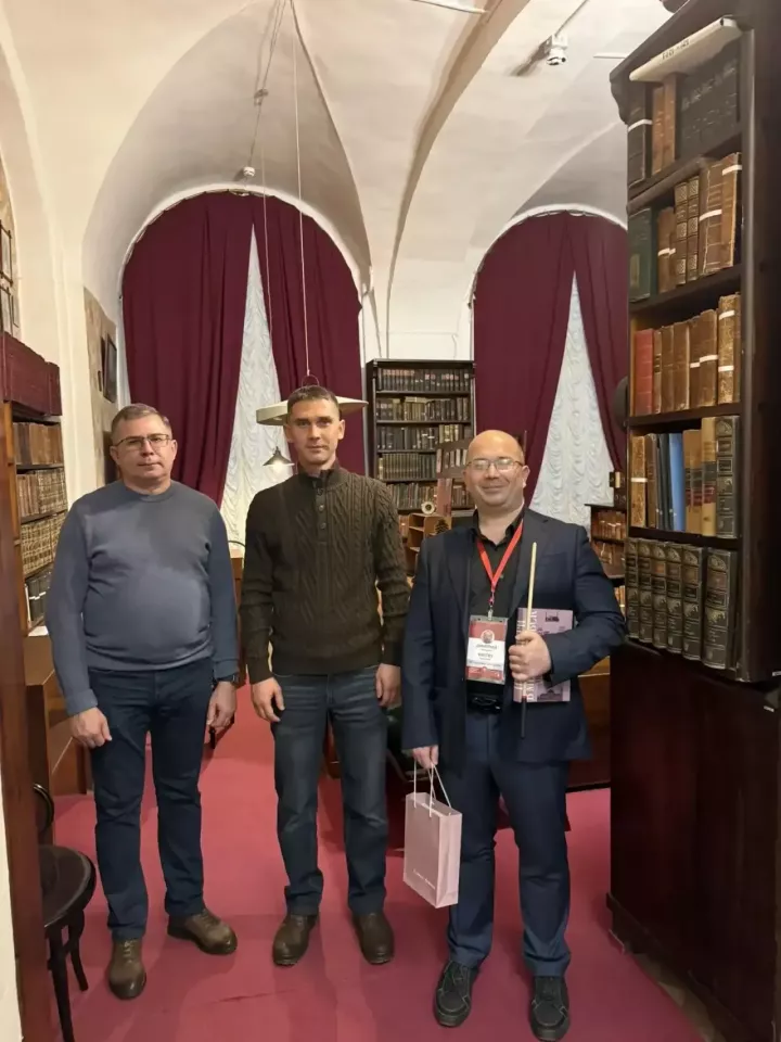 Глава Менделеевска посетил музей-квартиру великого химика в Санкт-Петербурге