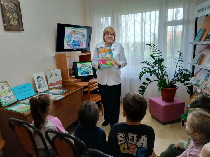 Татар китапханәсендә 7 нче бакча балалары белән әкиятләр кичәсе уздырылды
