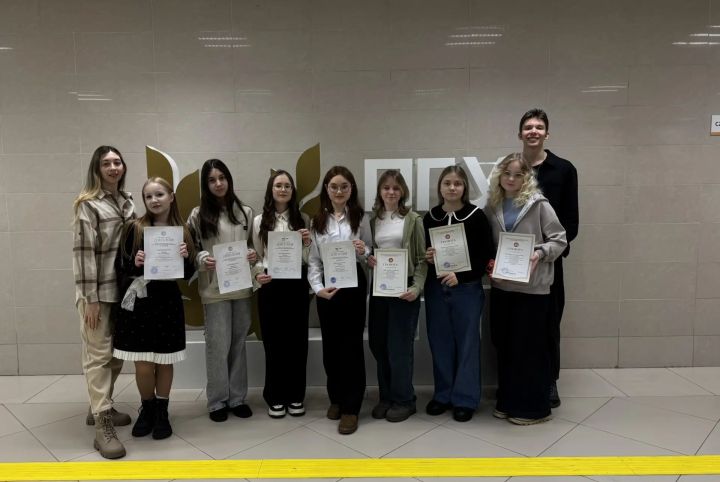 Школьники Менделеевска блеснули на олимпиаде по литературе в Казани