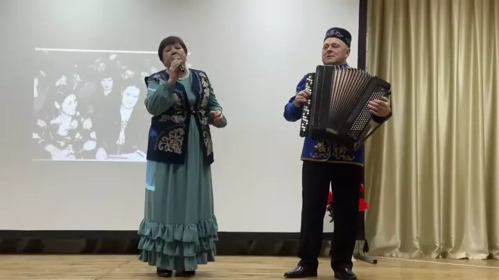 В Камаевском сельском доме культуры почтили память легендарной артистки Вафиры Гиззатуллиной