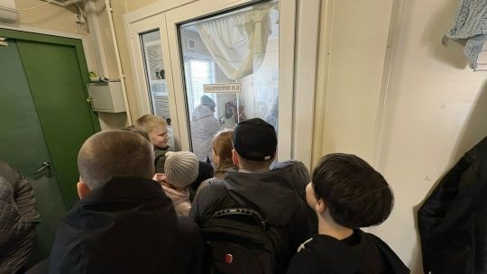 Экскурсия в ветклинику: юные гости из «Менделеевской долины» узнали о работе ветеринаров