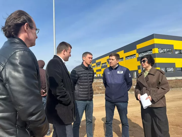 Роберт Искәндәров «Менделеевск 2.0» промпаркында булды