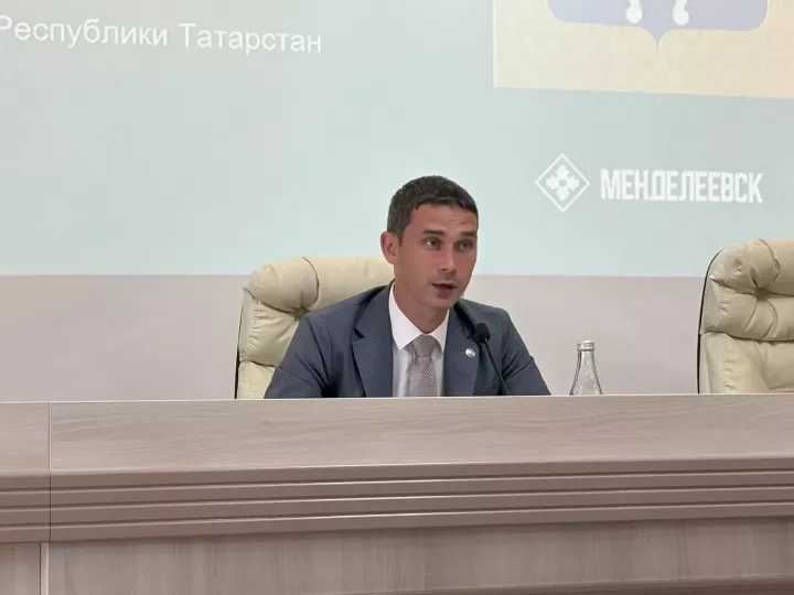 Роберт Искандаров поручил усилить безопасность на четырёх массовых мероприятиях в Менделеевском районе