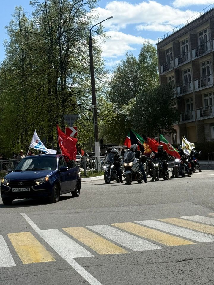 Менделеевцы приняли участие в мото- и автопробеге «Дорога Победы»