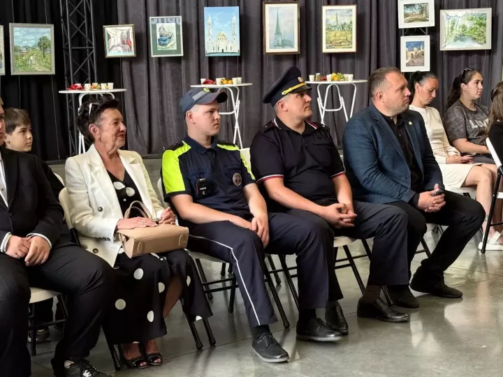 В Менделеевске наградили отряд «Форпост» за охрану порядка на трёх событиях