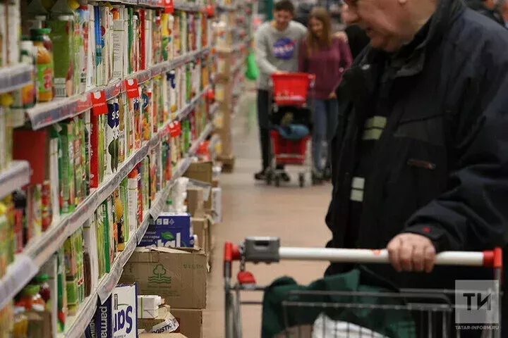 Продавцов просроченных продуктов начнут штрафовать автоматически с сентября