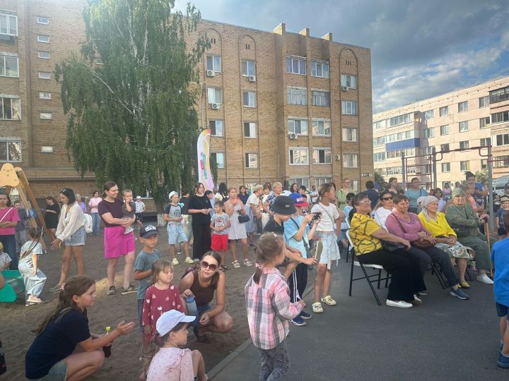 Менделеевск химиклар шәһәрендә «Күрше-лаборатория» фестивале узды