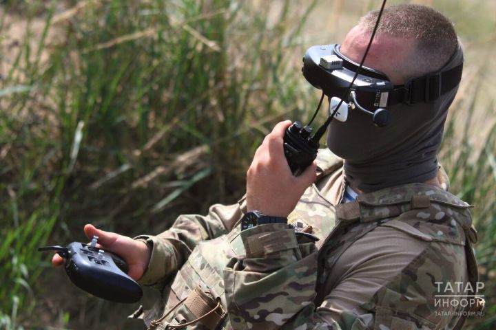 Студенты и срочники могут заменить службу на контракт в Войска БПС