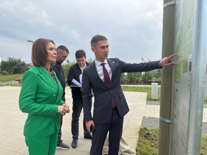 Альфия Когогина оценила развитие Менделеевского района